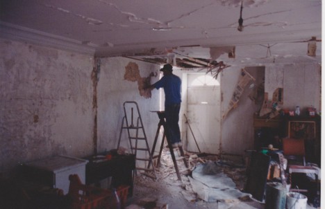 living room wall coming down 001